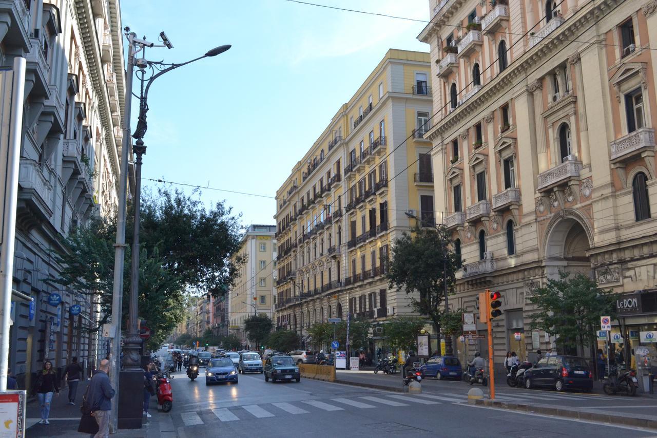 Le Stanze Di Dolly Bed & Breakfast Napoli Eksteriør bilde