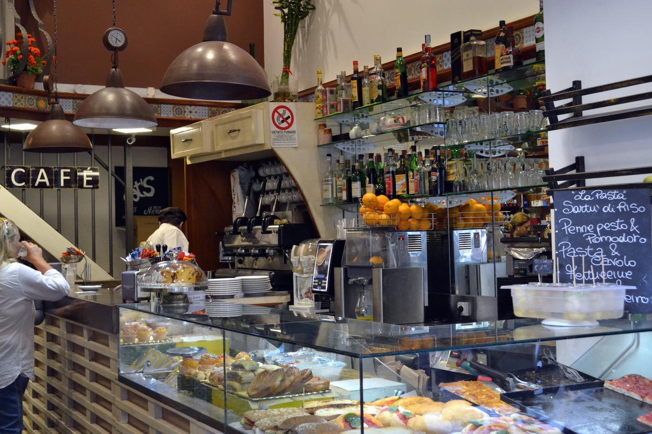 Le Stanze Di Dolly Bed & Breakfast Napoli Eksteriør bilde
