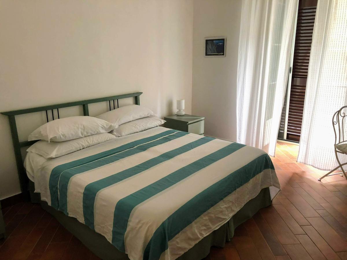 Le Stanze Di Dolly Bed & Breakfast Napoli Eksteriør bilde