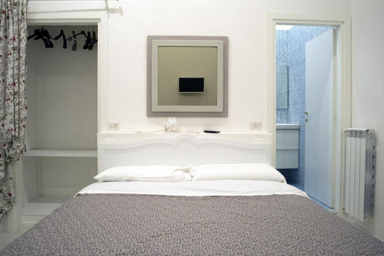 Le Stanze Di Dolly Bed & Breakfast Napoli Eksteriør bilde